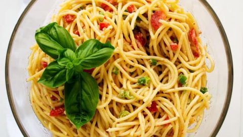 くさやとレモンリーフの冷製パスタ
